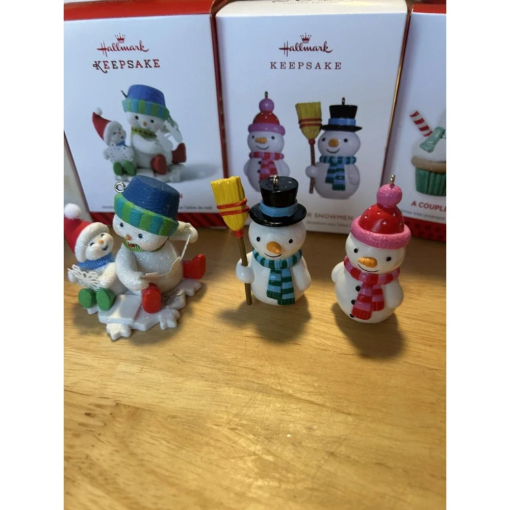 Hallmark Keepsake Ornaments Snowman Lot Of 7 Cupcakes Hugs Ice Skating Snowflake